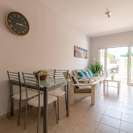 Lightbooking Esmeralda Piscina Privada Holiday home